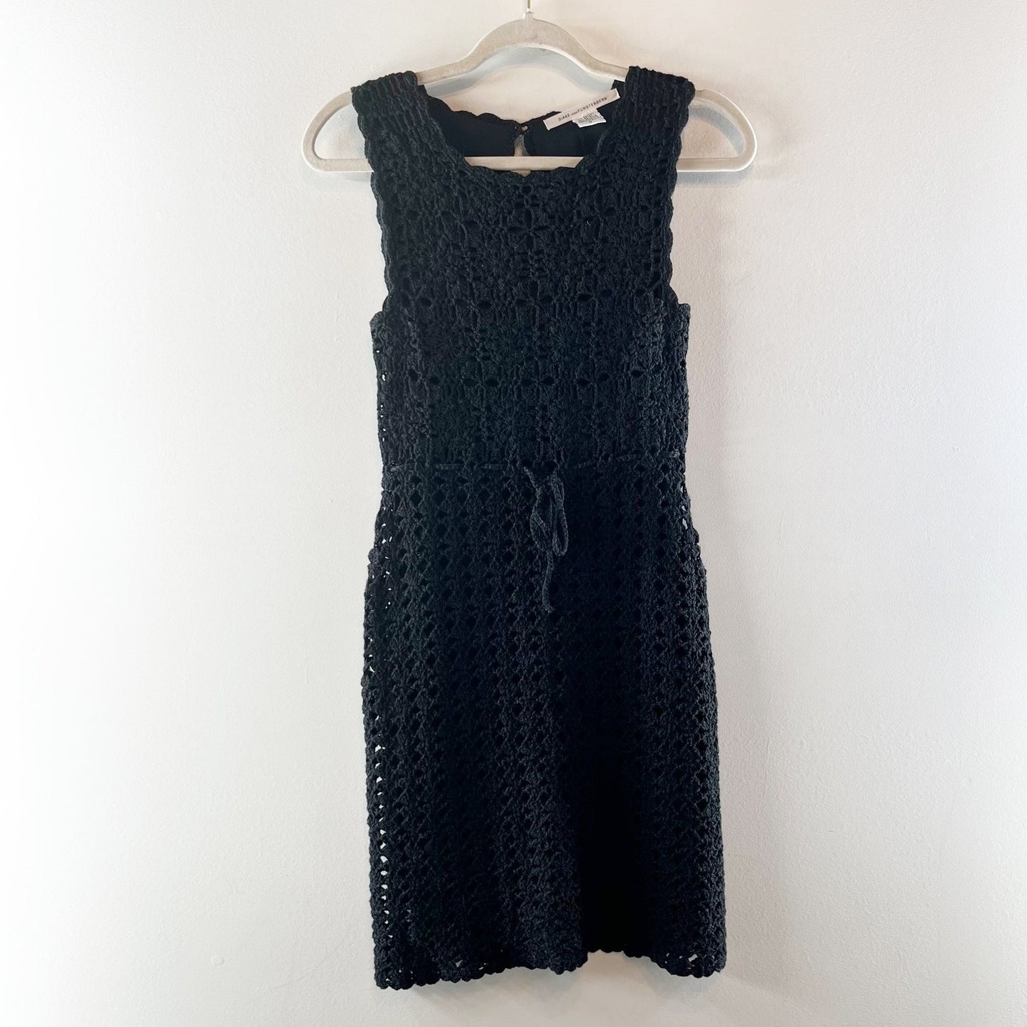 Diane Von Furstenberg Sleeveless Crochet Knit Pencil Mini Dress Black Small