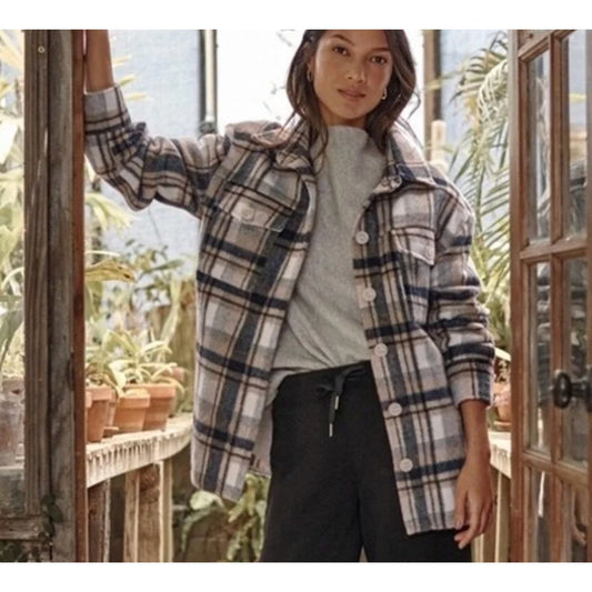 Evereve Plaid Simone Long Sleeve Chest Pocket Oversized Shacket Gray Blue XS