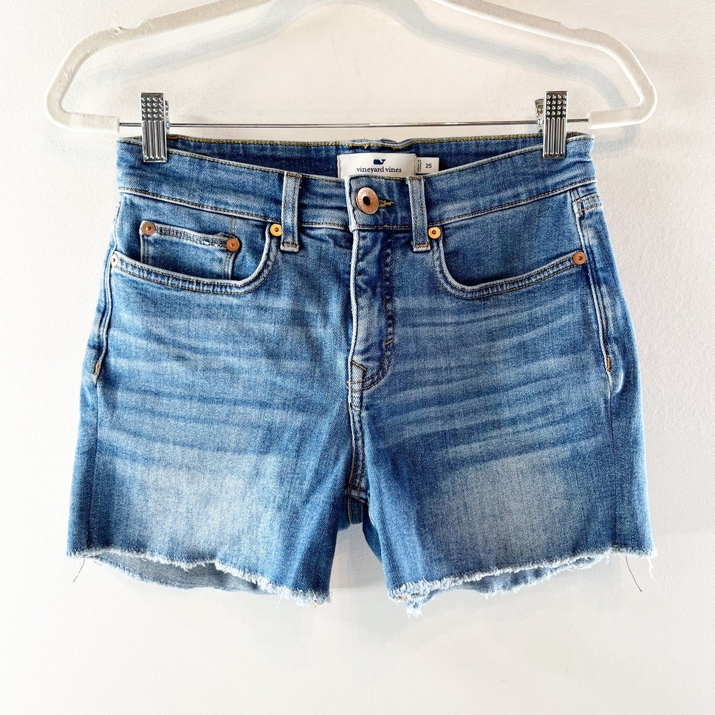 Vineyard Vines Mid Rise Cutoff Jean Shorts Blue 25