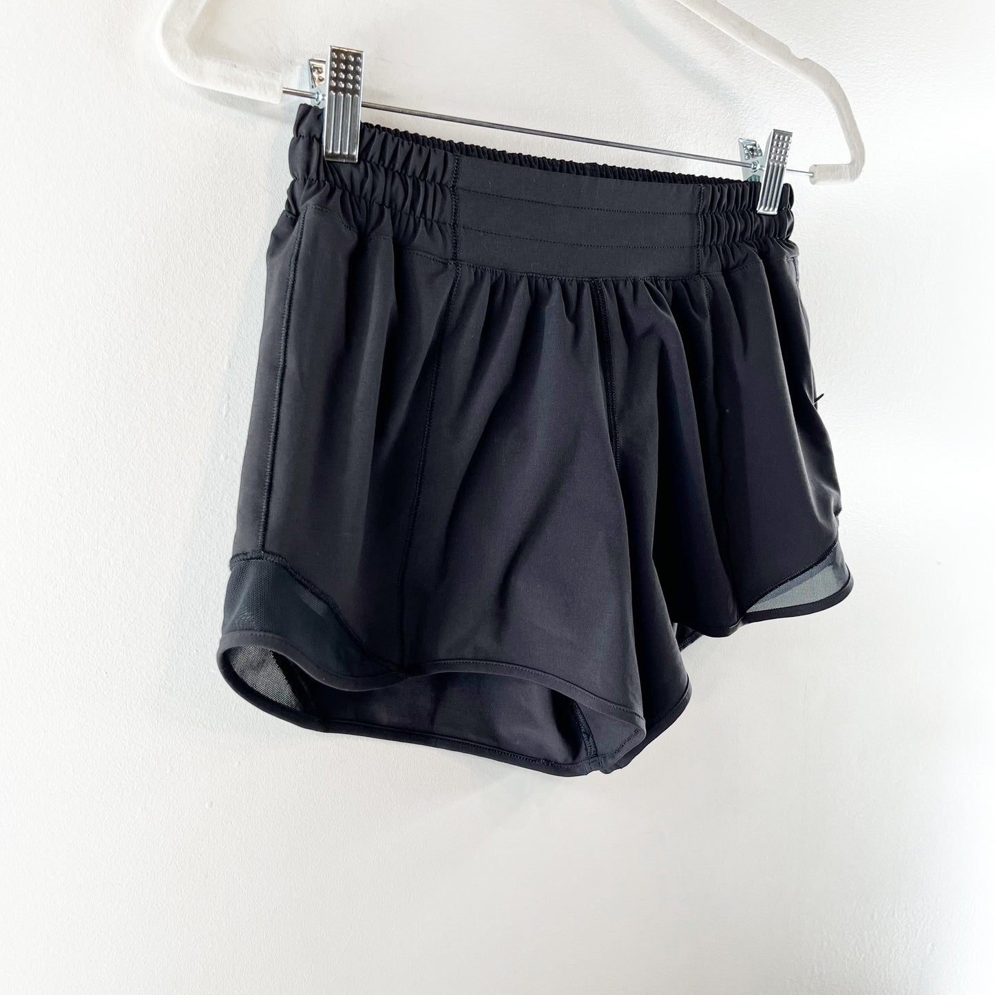 Lululemon Hotty Hot Pull On Low-Rise Lined Active Running Short 4" Black 4 Tall