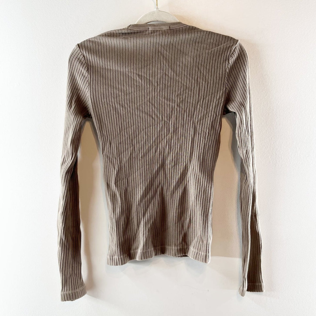 Agolde Tavi Slim Fit Long Sleeve Ribbed Deep V-Neck Top Taupe Brown XS