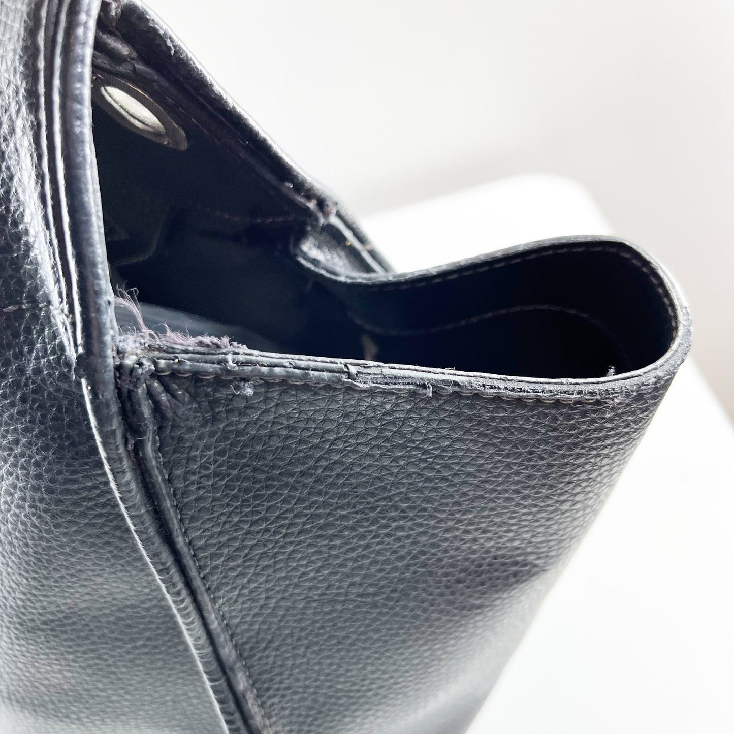 Tod's Leather Top Handle Satchel Handbag Purse Black