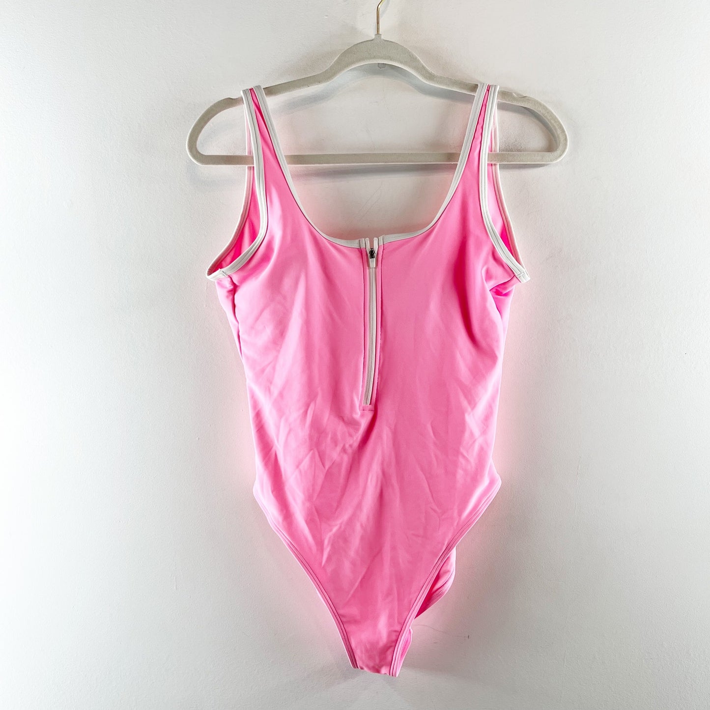 Old Navy Half-Zip Scoop Neck One-Piece Swimsuit Pink Medium