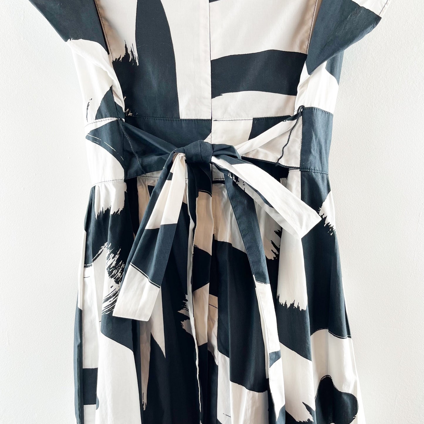 Maeve Anthropologie Mairead Short Sleeve Cotton Printed Midi Dress Black White 6