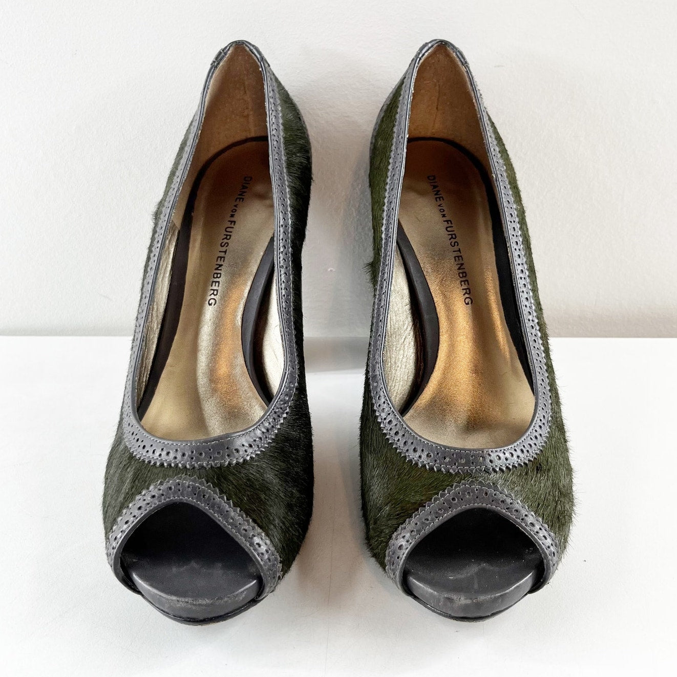 Diane Von Furstenberg Pony Calf Hair Leather Peep Toe Pumps Heels Green 7.5