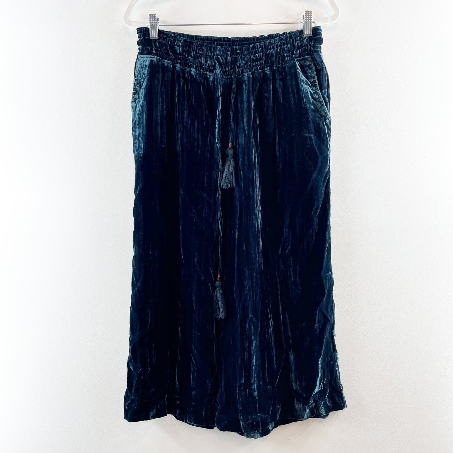 Hei Hei by Anthropologie Crushed Velvet Cropped Wide Leg Pants Dark Blue Small