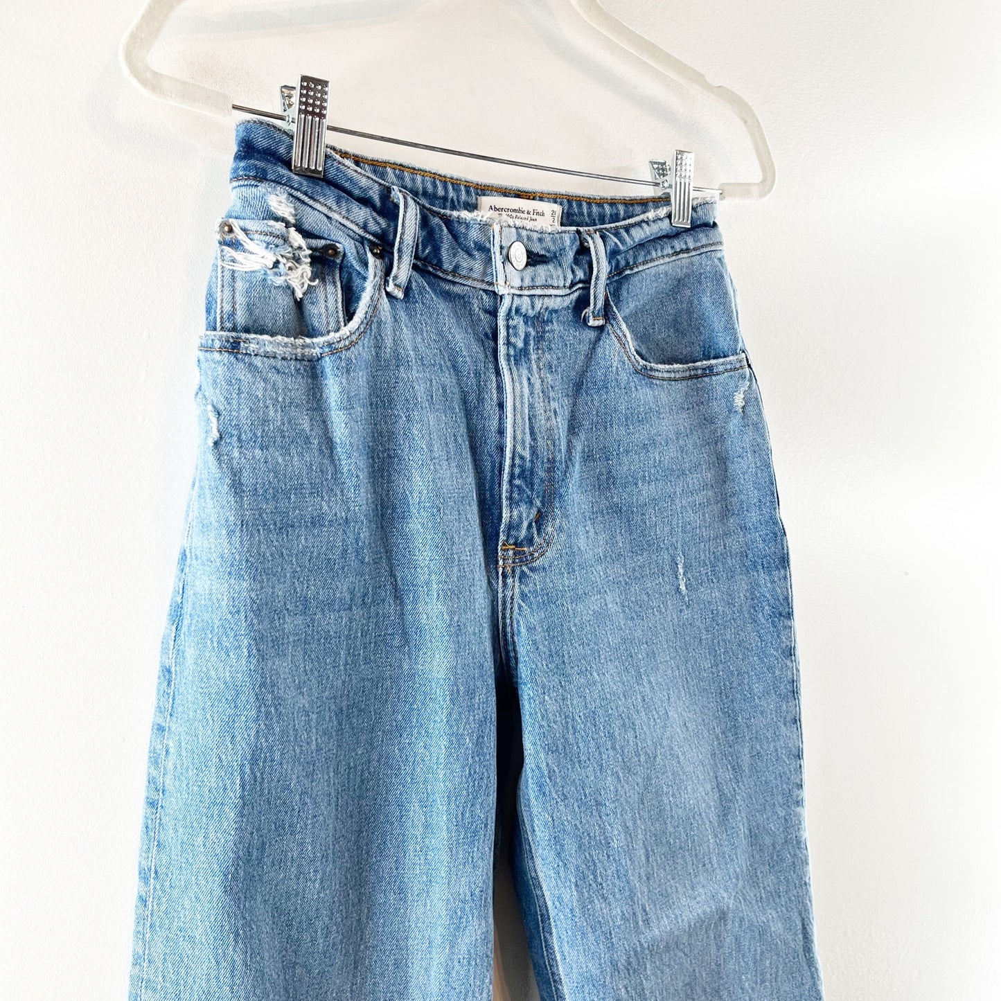 Abercrombie The '90's High Rise Relaxed Straight Leg Jeans Curve Love Blue 2