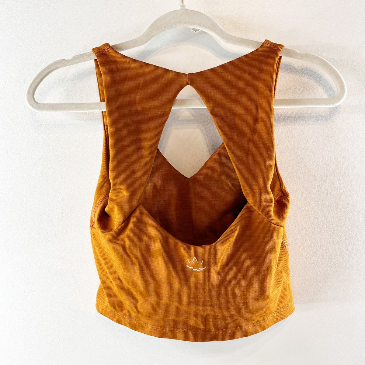 Beyond Yoga Heather Rib Fresh Cut Cropped Tank Top Brown Orange Small