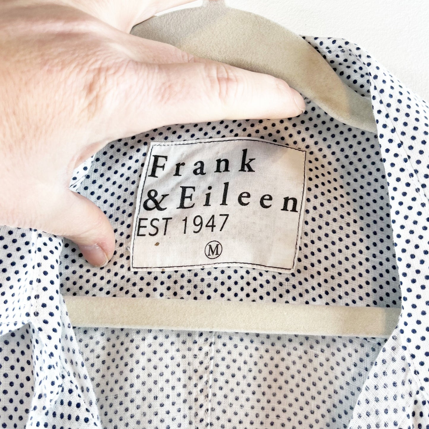 Frank & Eileen Linen Barry Button Down Polka Dot Blouse Shirt White Medium