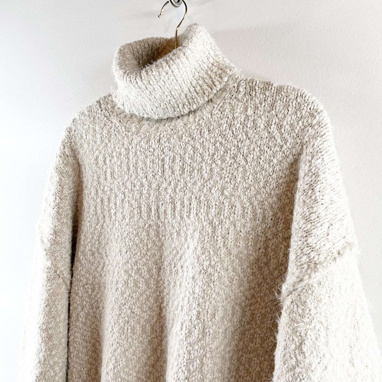 Topshop Dropped Shoulder Knit Fluffy Turtleneck Pullover Sweater Oat Small