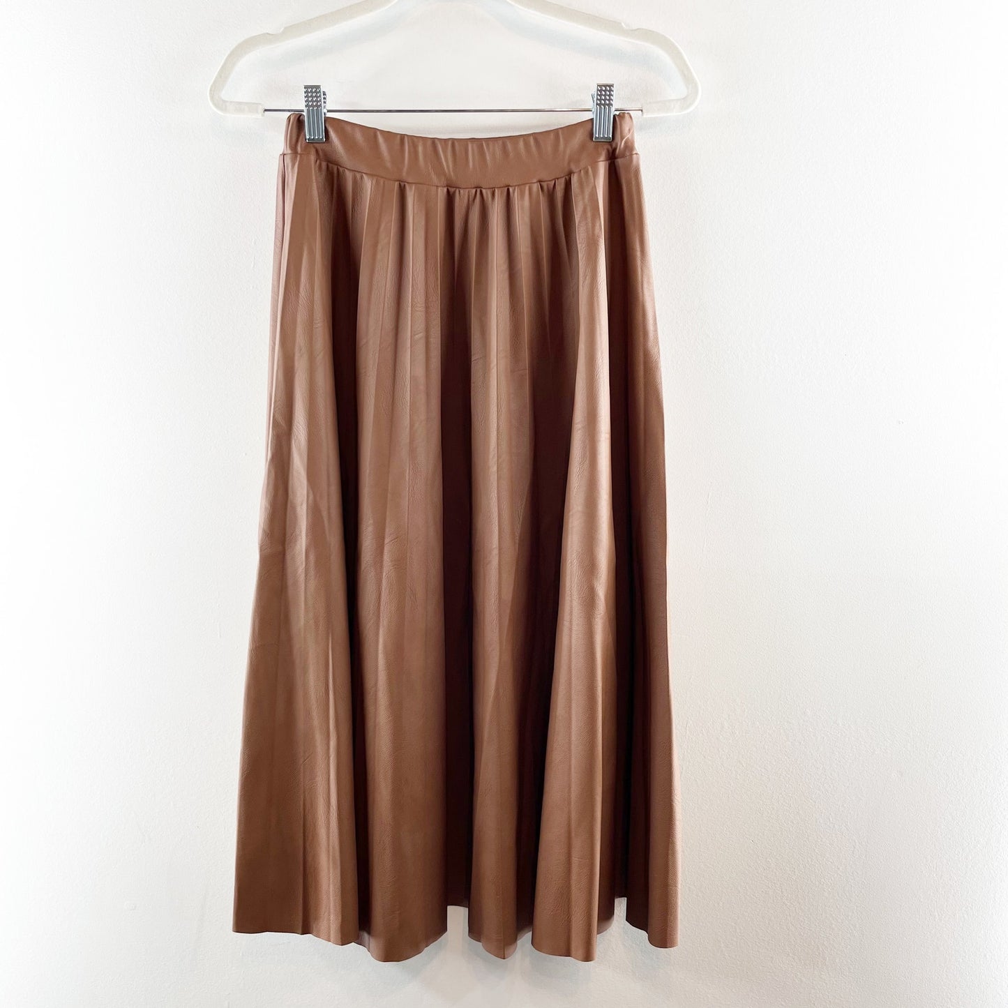 Q2 Faux Leather Pull On High Waisted Pleated A-Line Midi Skirt Brown Small Med