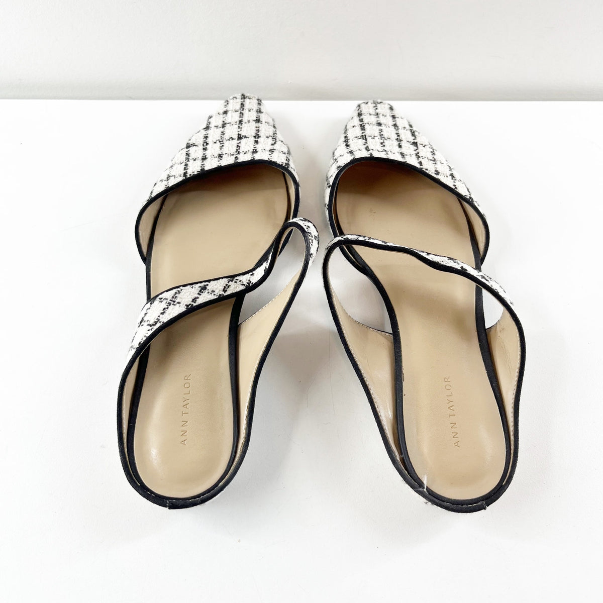 Ann Taylor Tweed Mary Jane Mule Flats White Black 9.5