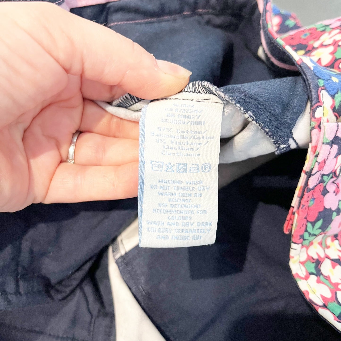 Boden Floral Richmond Mid Rise Flat Front Chino Shorts Blue Pink 12