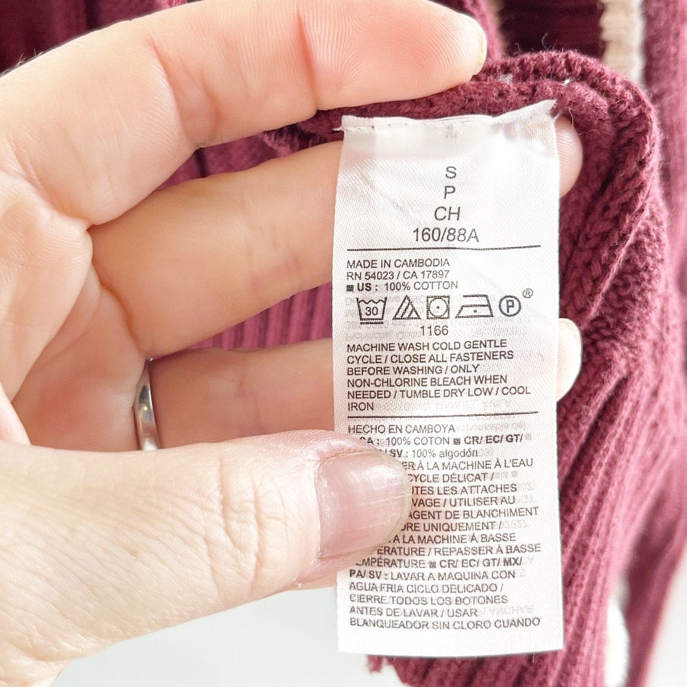 Old Navy Slouchy Cable Knit Cardigan Sweater V Neck Long Sleeve Maroon Red Small