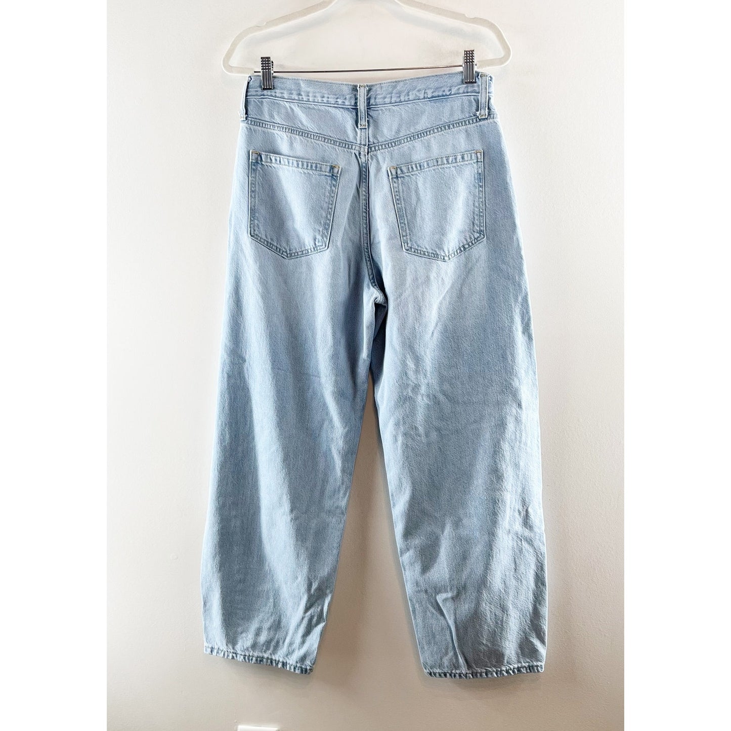 GAP High Rise Ultrasoft Barrel Jeans Light Indigo Blue 29 / 8