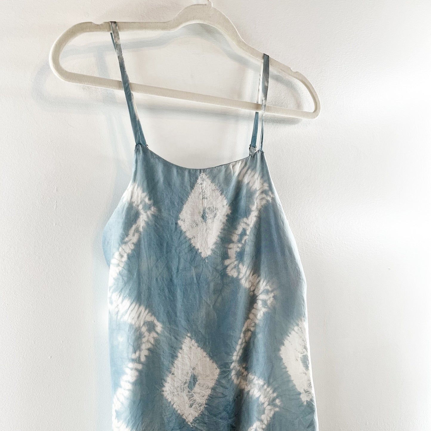 Lila 100% Silk Tie Dye Adjustable Strap Sleeveless Midi Tank Dress Blue Size 1