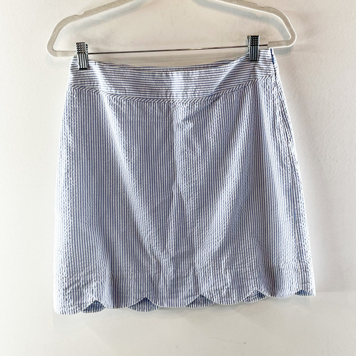 Vineyard Vines Performance Seersucker High Rise Scalloped Skort Blue White 4