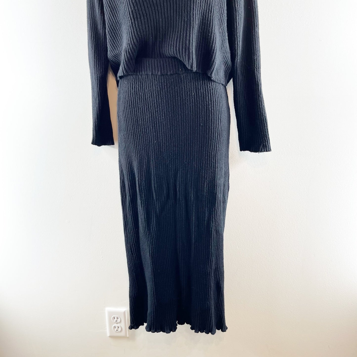 Petal & Pup Payton Knitted Ribbed Sweater and Midi Skirt Set Black Medium