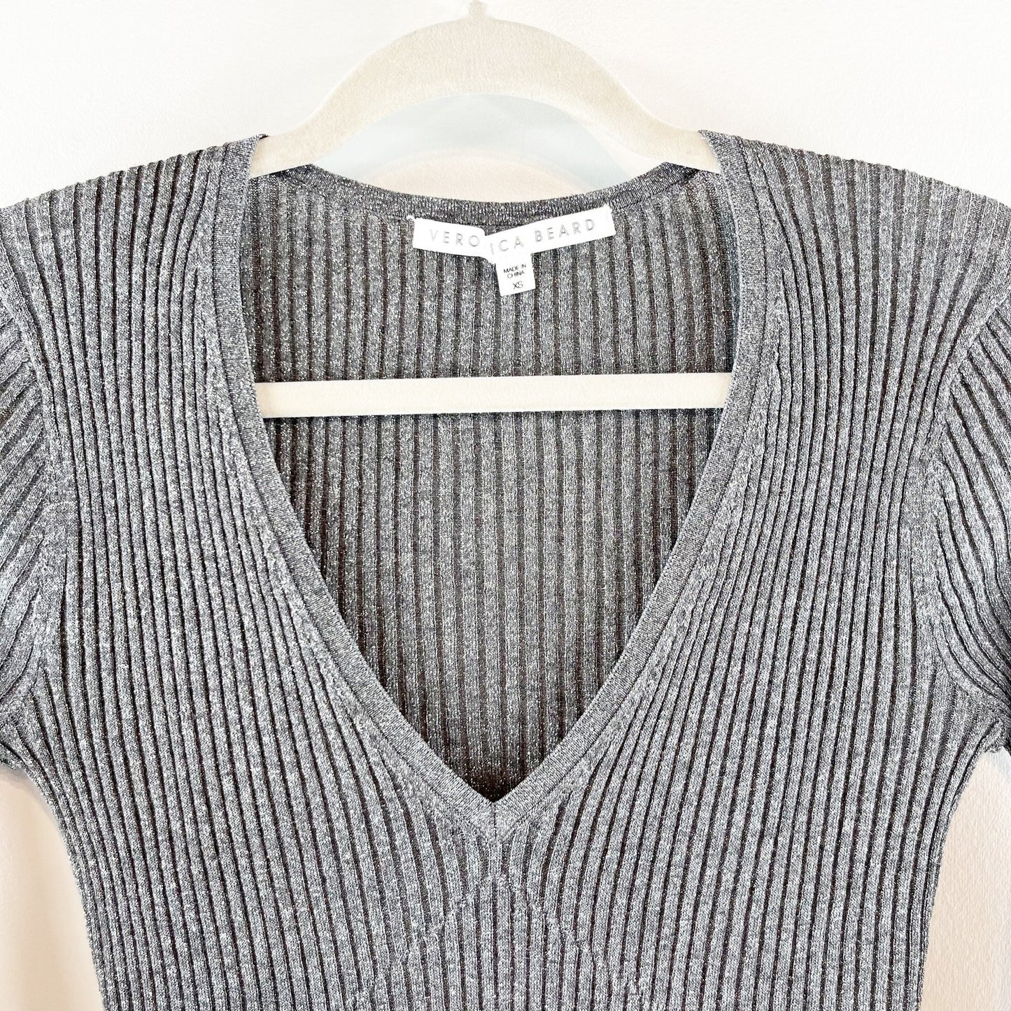 Veronica Beard Esmeralda Metallic V-Neck Ribbed Knit Peplum Sweater Gray XS