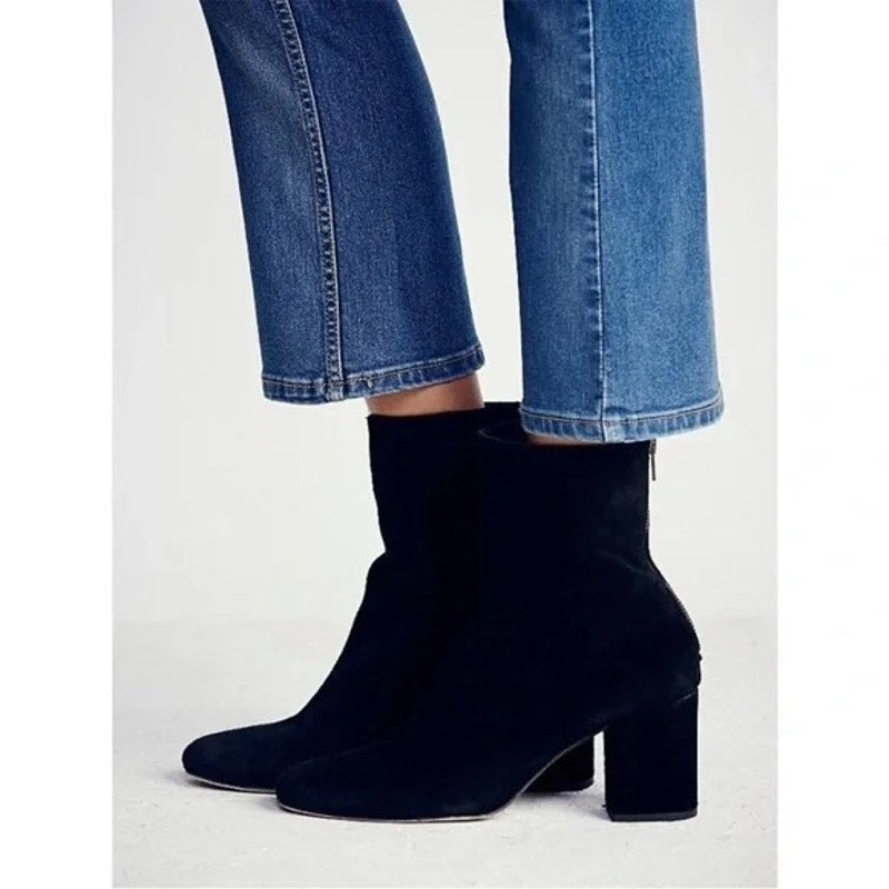 Free People Cecile Suede Block Heel Ankle Boots Booties Black 9