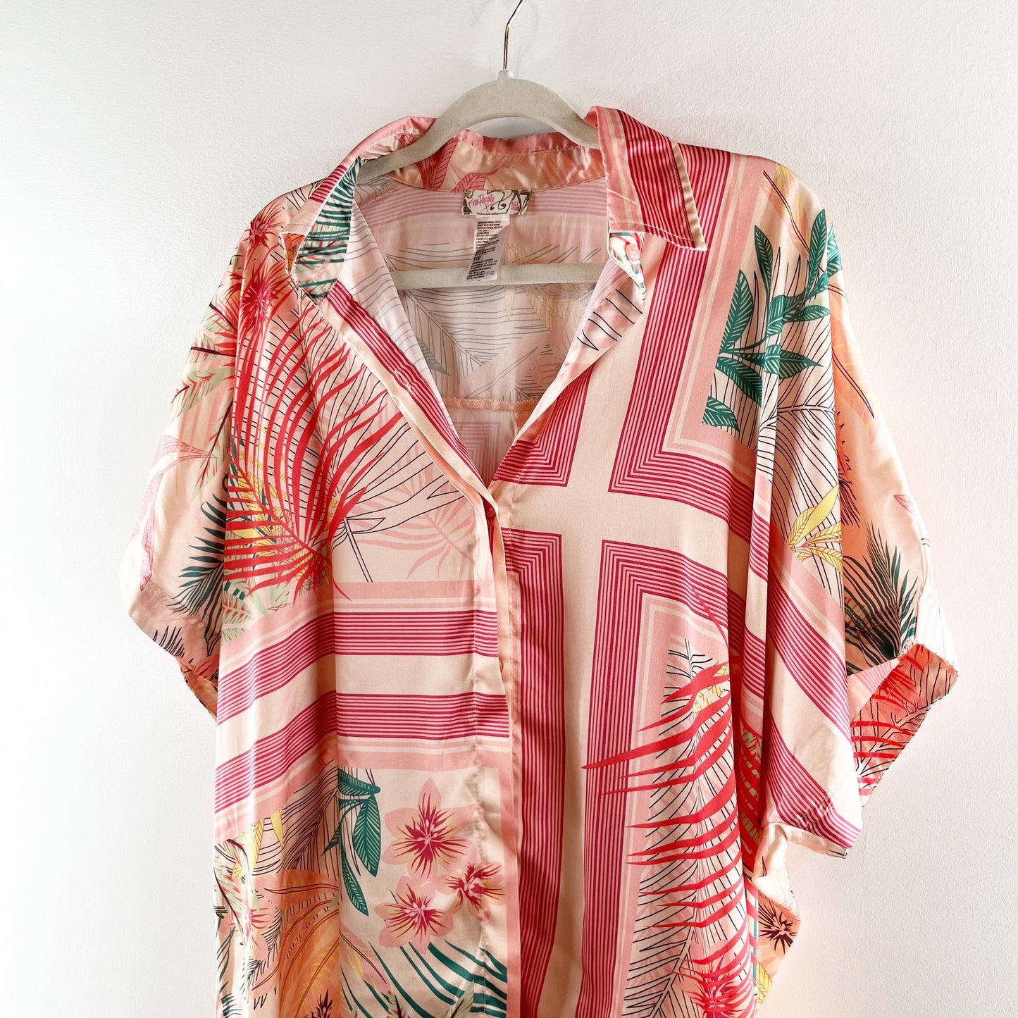 Free People Short Sleeve Button Up Tropical Tunic Blouse Pink One Size