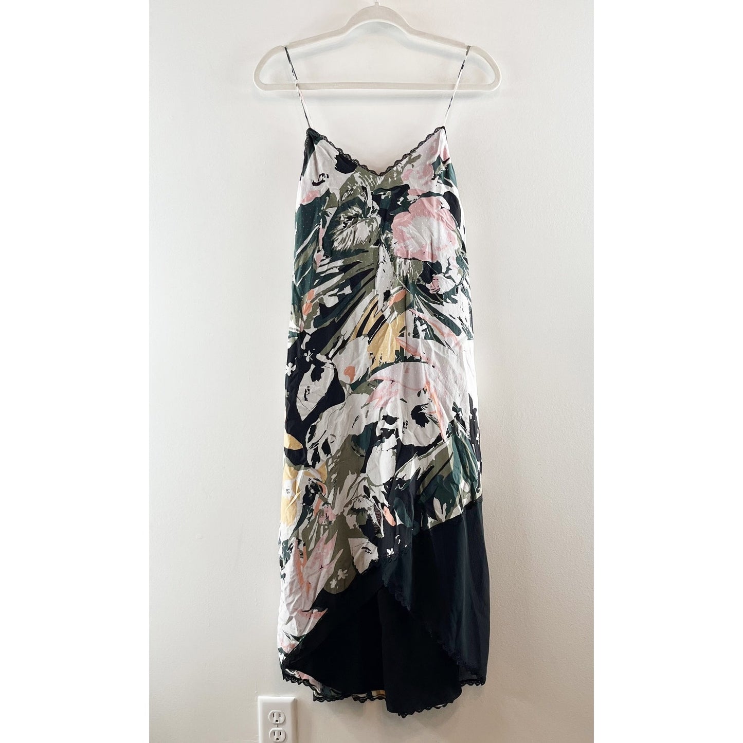 Club Monaco Kittrick Floral Sleeveless V-Neck Silk Midi Slip Dress Black Pink 0
