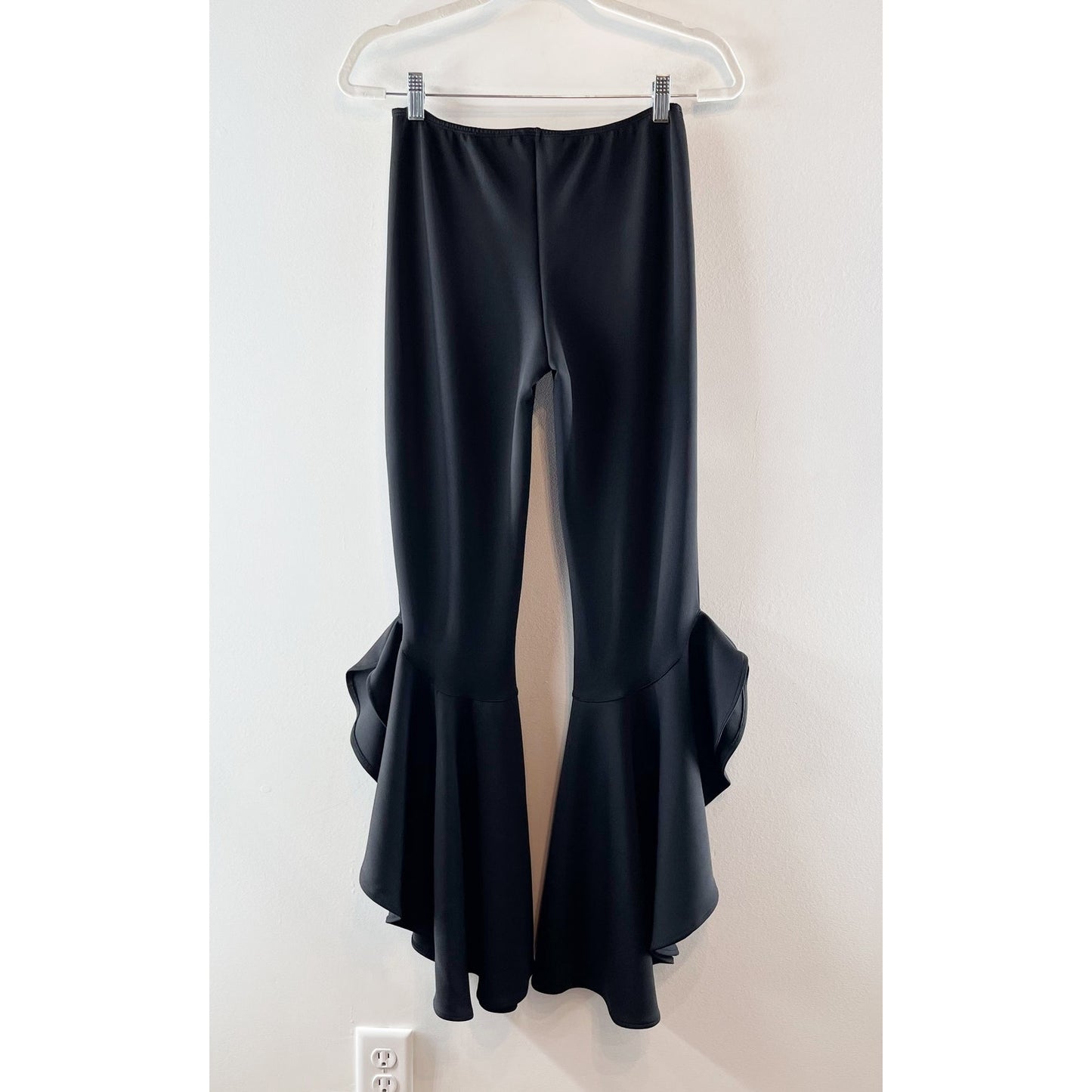 Walker & Wade Low Rise Ruffle Flare Bell Bottom Pants Black Small
