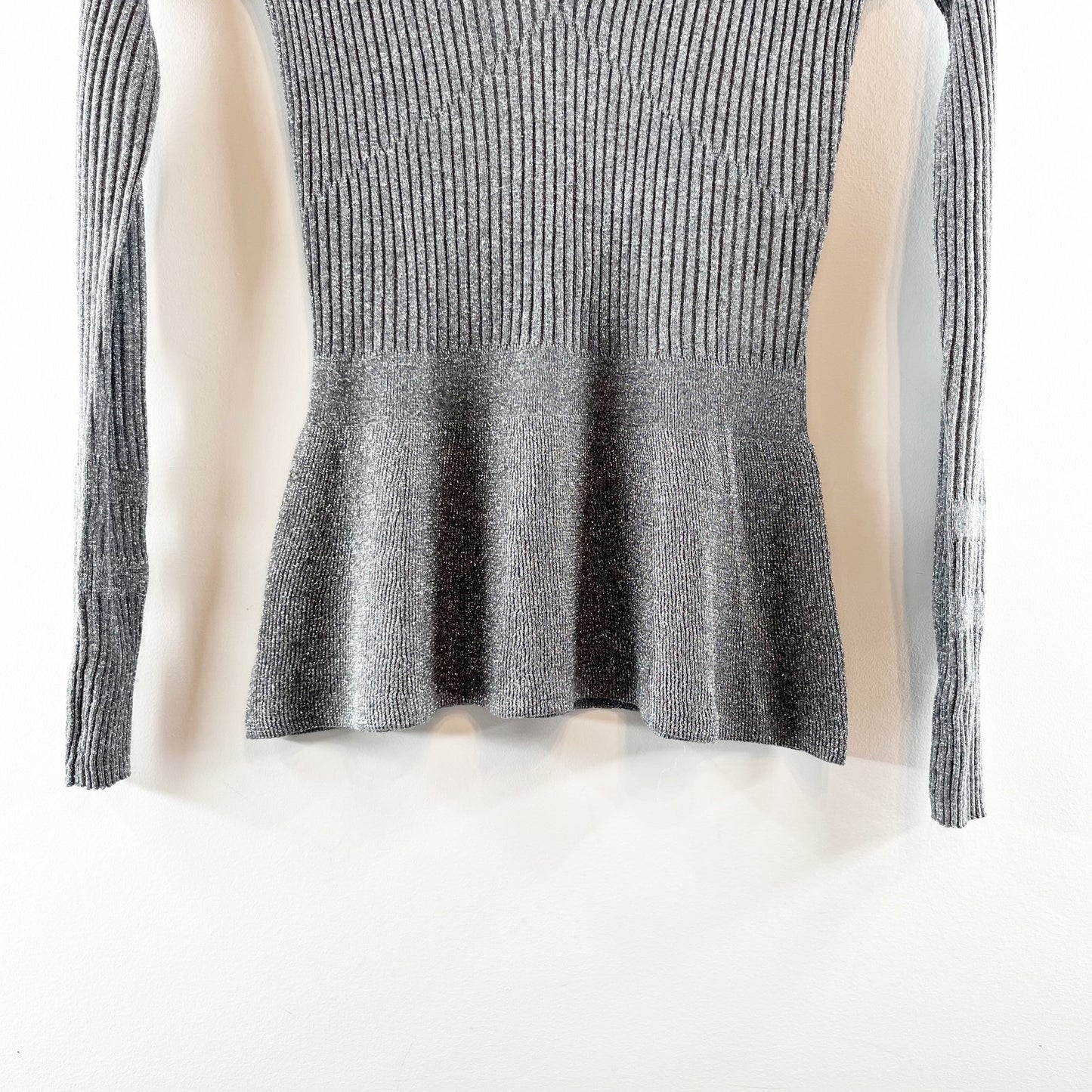 Veronica Beard Esmeralda Metallic V-Neck Ribbed Knit Peplum Sweater Gray XS