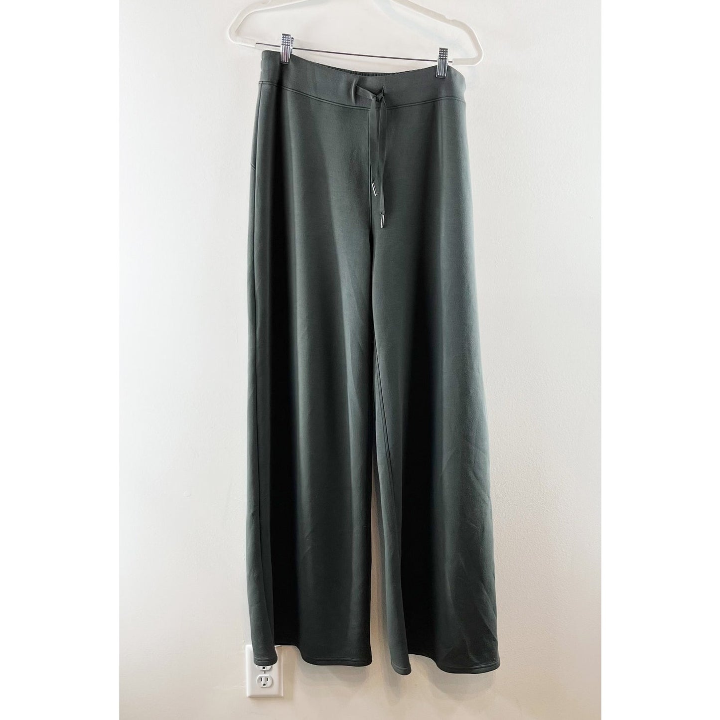 SPANX Air Essentials High Rise Wide Leg Sweatpants Green XL Tall