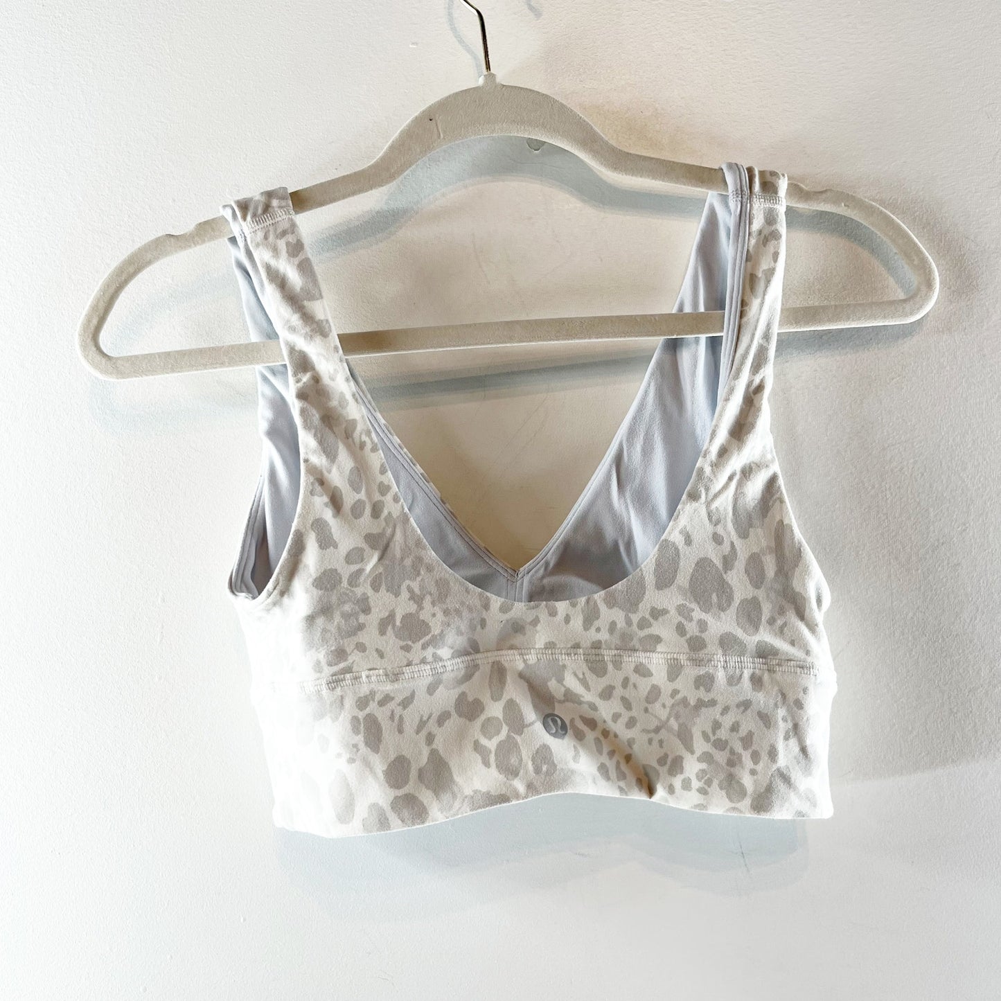 Lululemon Align V-Neck Bra A/B Cup Cheetah Camo Antique White Multi 6
