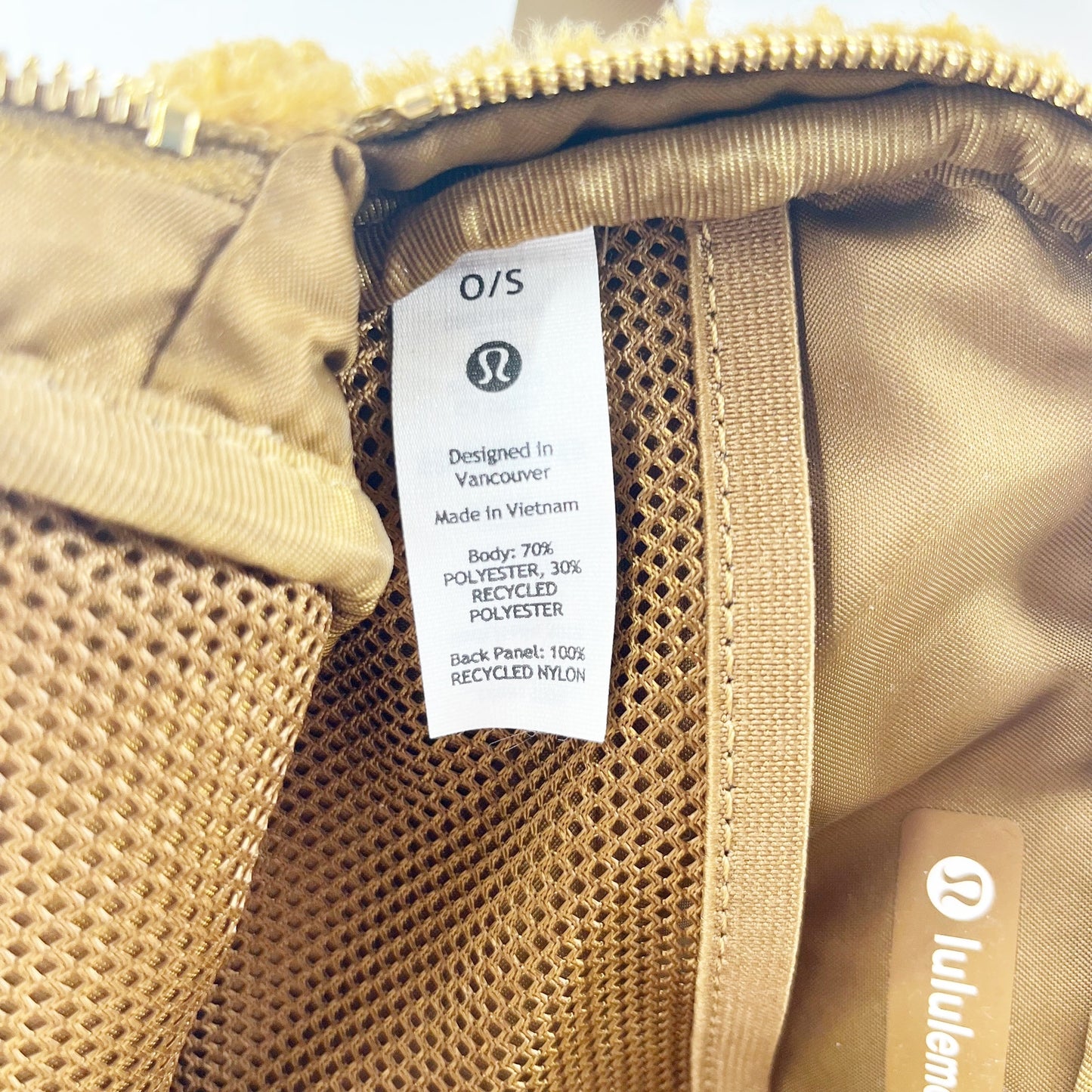 Lululemon Everywhere Belt Bag Fleece Sherpa Brown Caramel