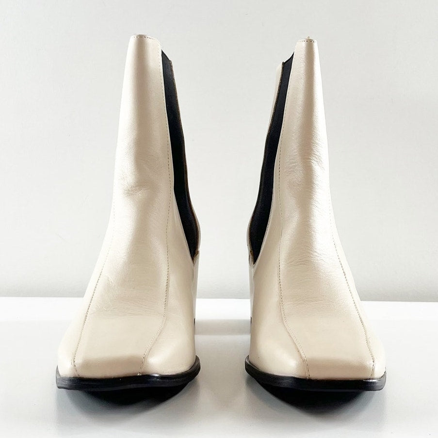 Angel Alarcon Pull On Square Toe Block Heel Chelsea Boots Cream 9