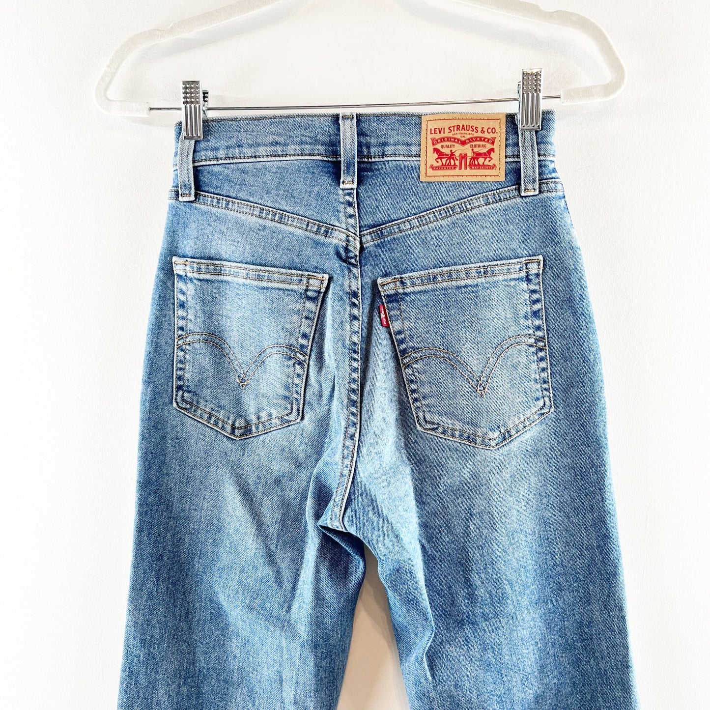 Levi's High Waisted Crop Flare Leg Jeans Blue 25 / 0