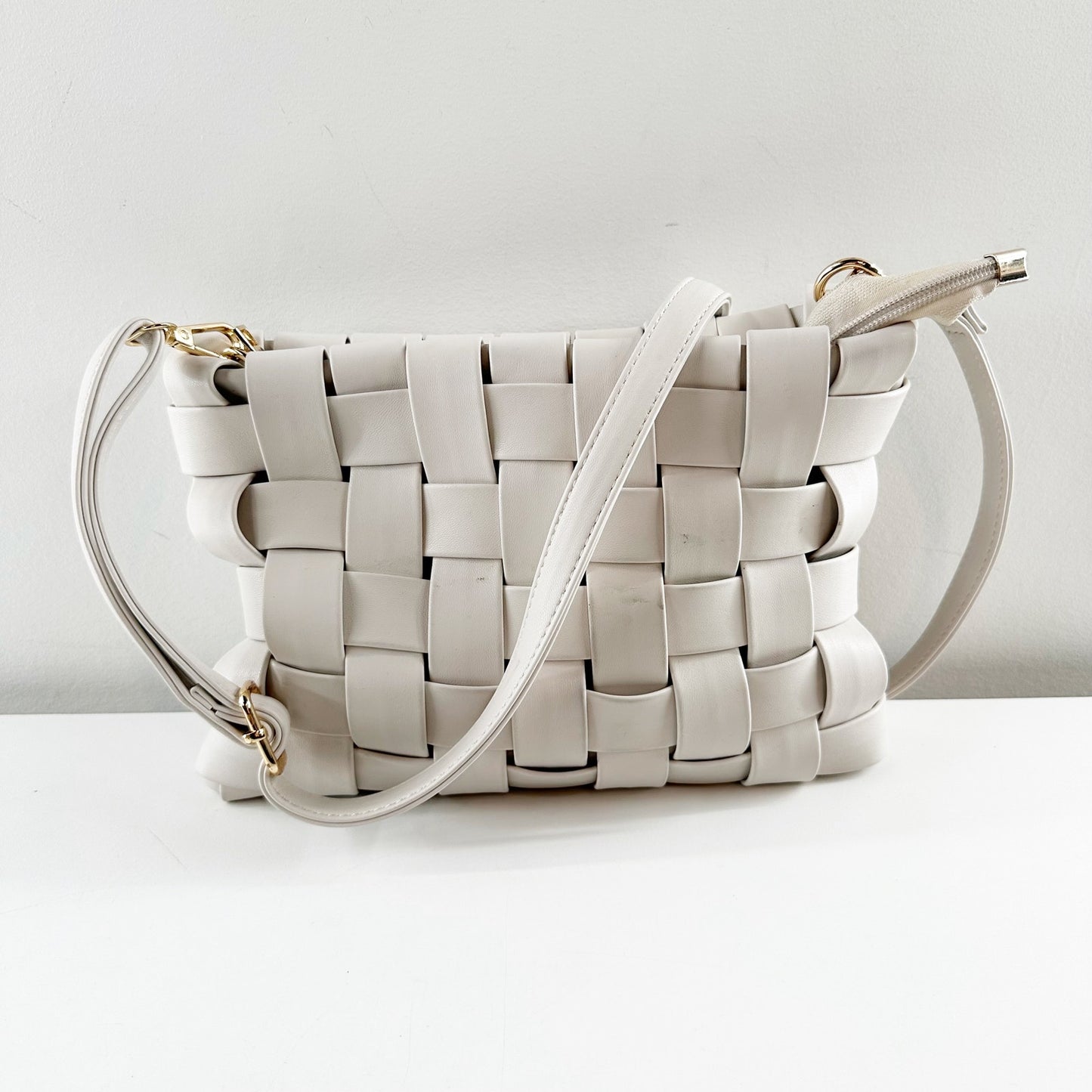 Anthropologie Lindy Woven Crossbody Purse Bag White