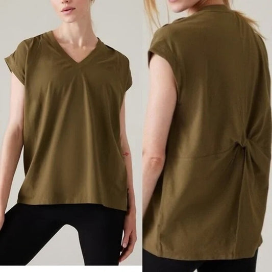 Athleta Outbound Twist Short Sleeve Tee Shirt Olive Green XL