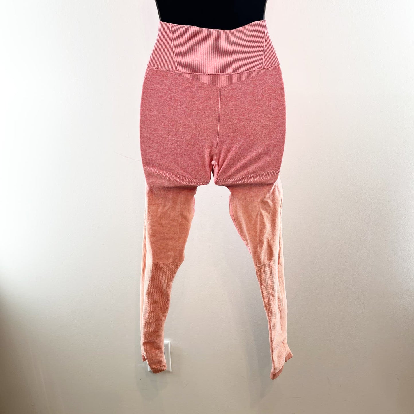 Gymshark Sports Bra Leggings Matching Set Ombre Pink Orange Medium