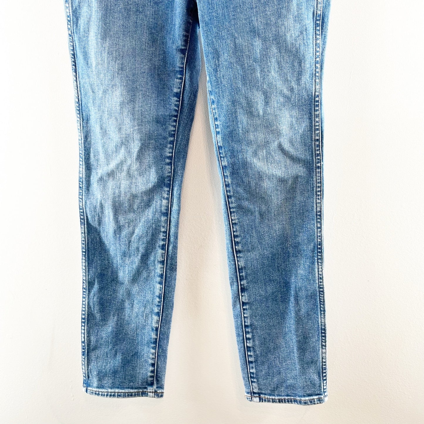 J. Crew 9" Vintage Slim Straight Jeans In Lakeshore Wash Blue 25