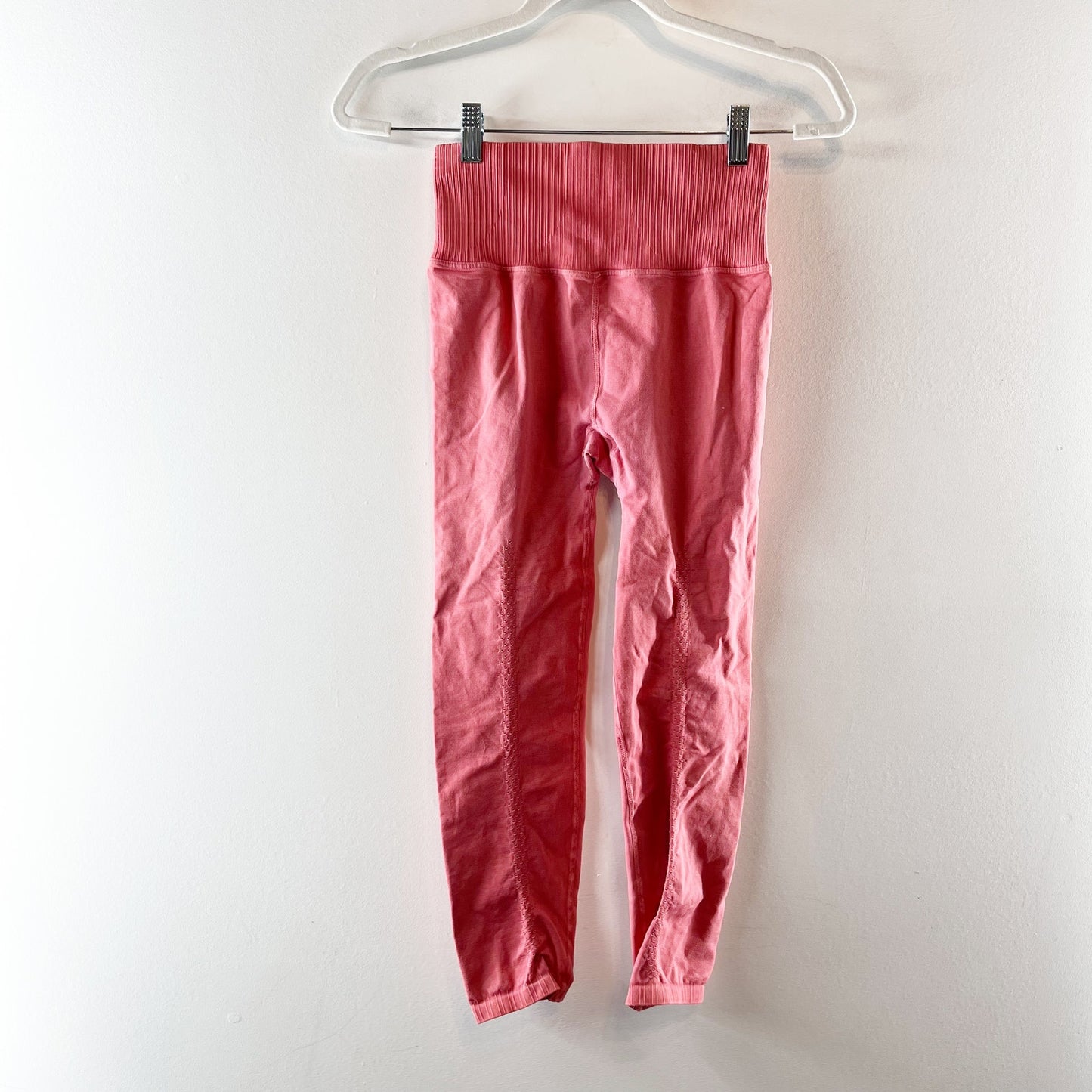 Free People Movement Good Karma Coral Pink Low Impact Leggings Poppy Medium