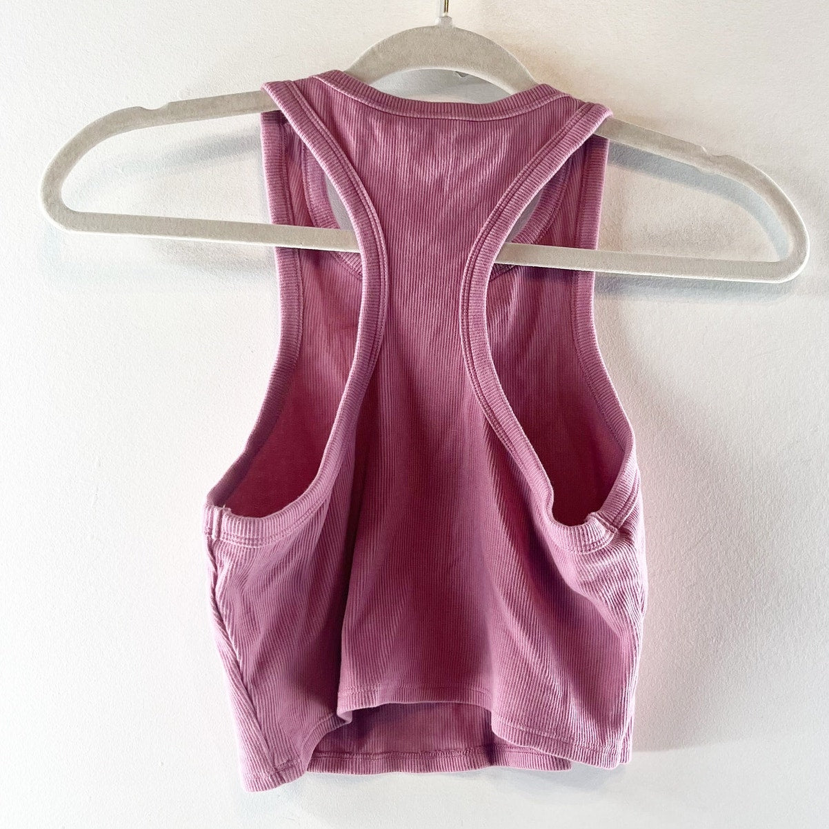 Alo Aspire Tank Top Ribbed Cropped Pink Wild Rose Small