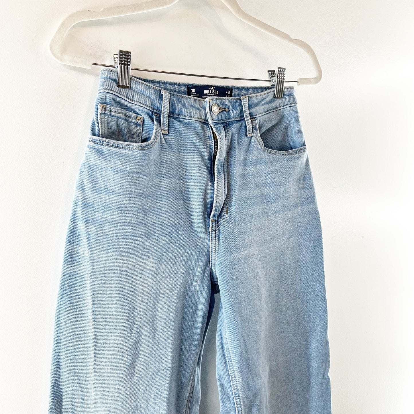 Hollister Ultra High Rise Dad Jeans Slit Hem Blue 26 / 2