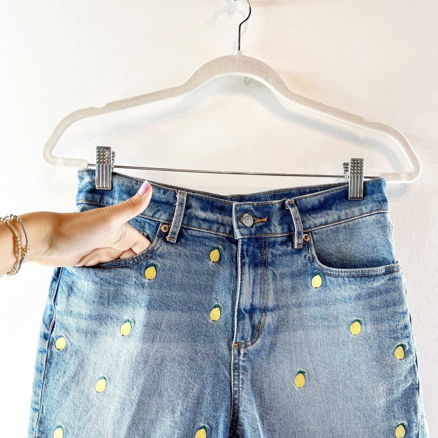 LOFT Lemon Print Embroidered High Waisted Jean Denim Cutoff Shorts Blue 25