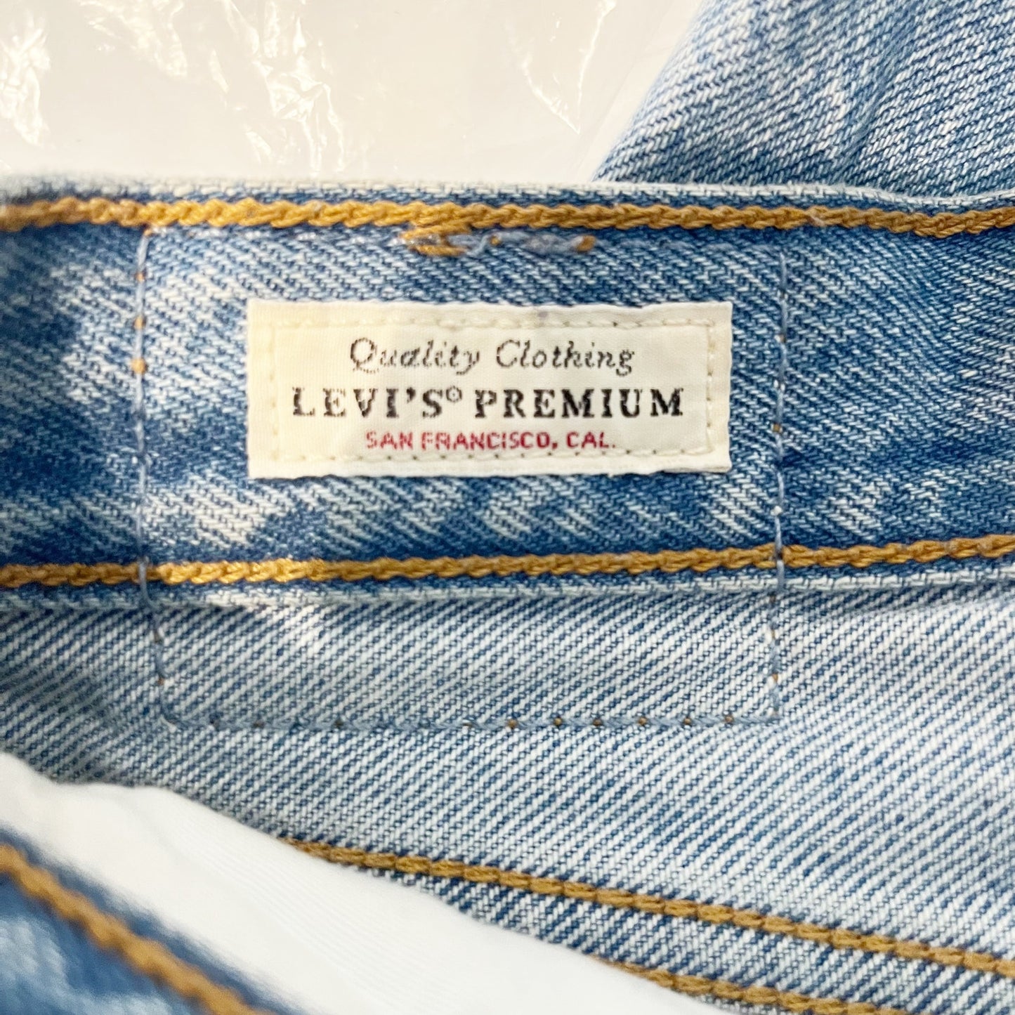 Levi's Premium Wedgie High-Rise Distressed Straight Ankle Jeans Blue 31