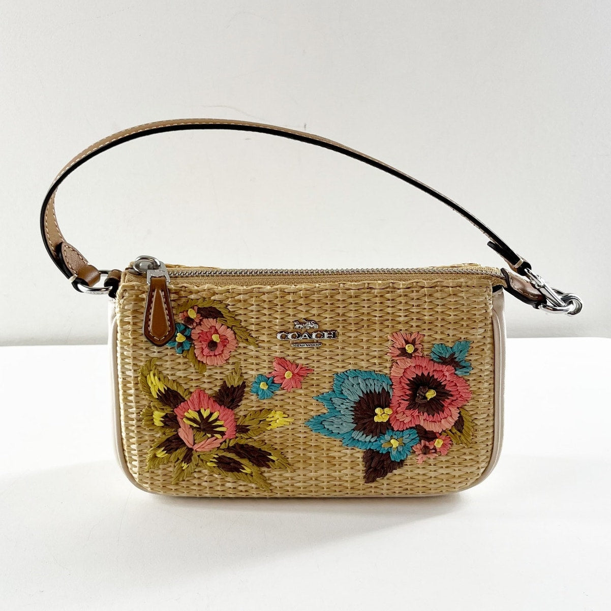 Coach Nolita 19 Woven Straw Rattan Floral Embroidered Shoulder Bag Purse Tan