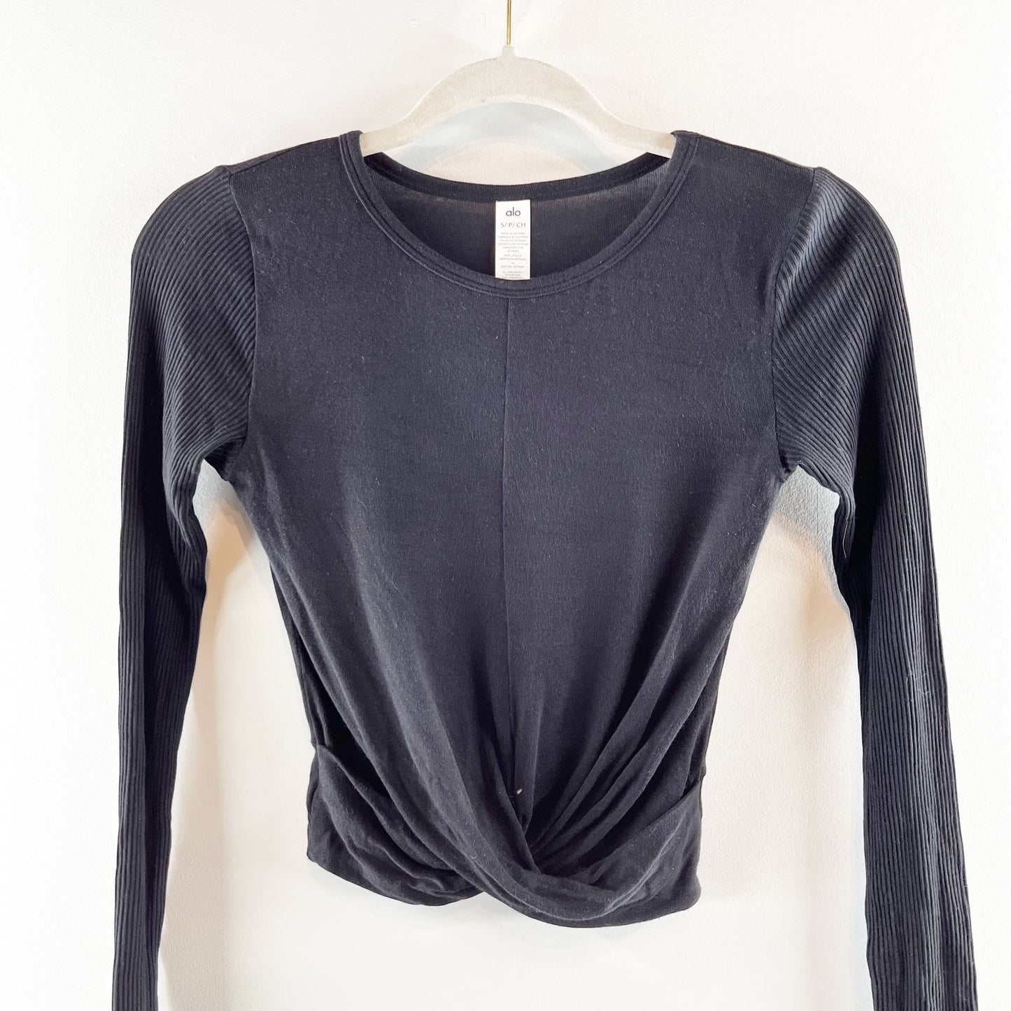 Alo Yoga Cover Long Sleeve Twist Front Top Black Small
