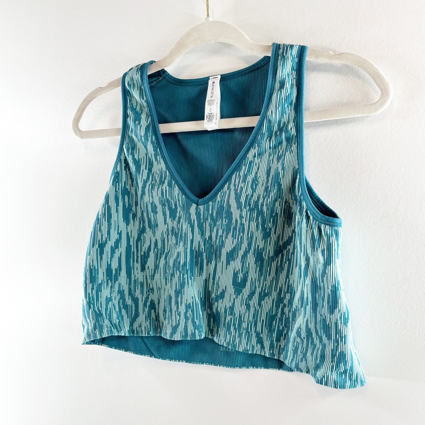 Athleta Aurora Seamless Sleeveless V-Neck Crop Rib Tank Top Reef Green XL