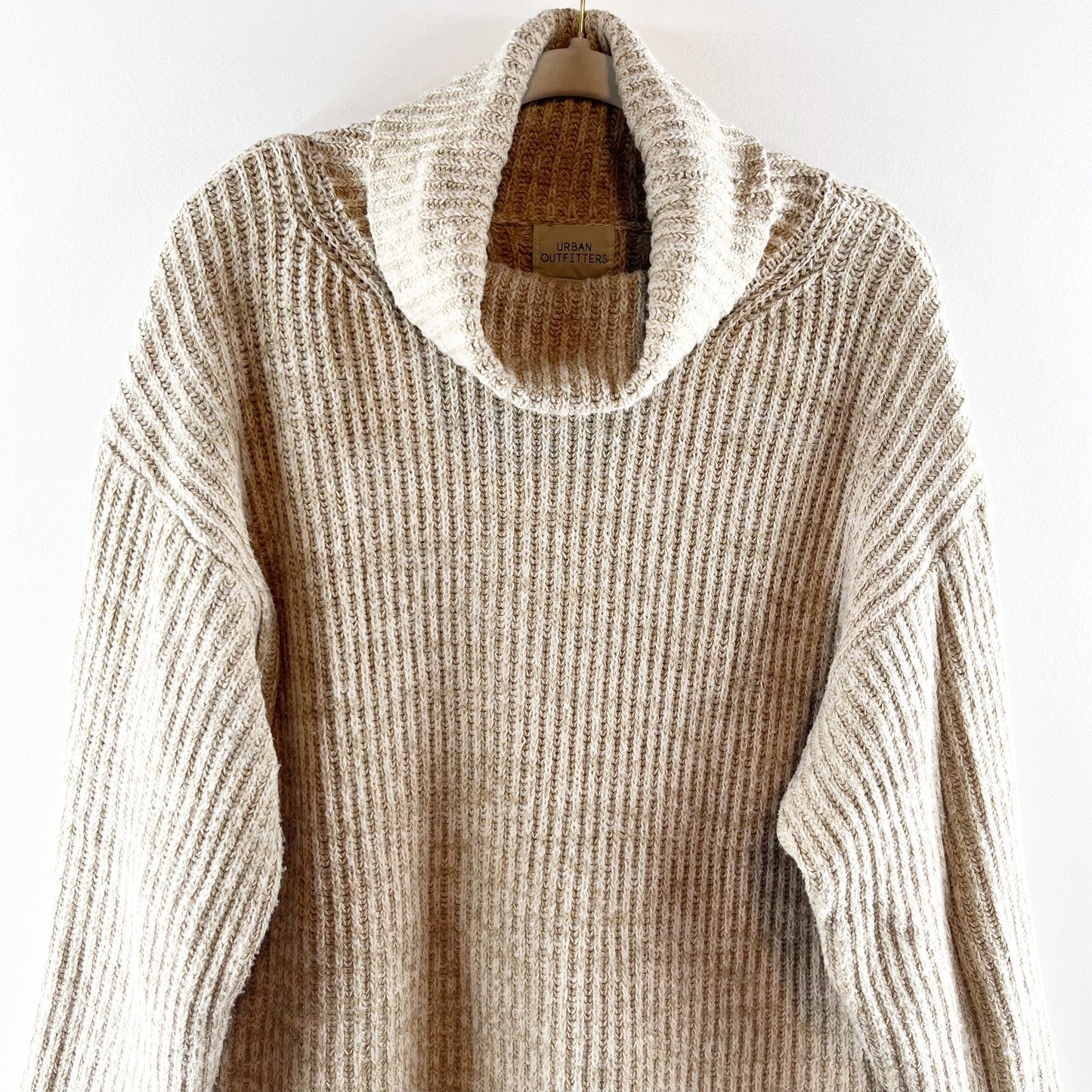 Urban Outfitters Tatum Long Sleeve Turtleneck Tunic Sweater Oatmeal Medium