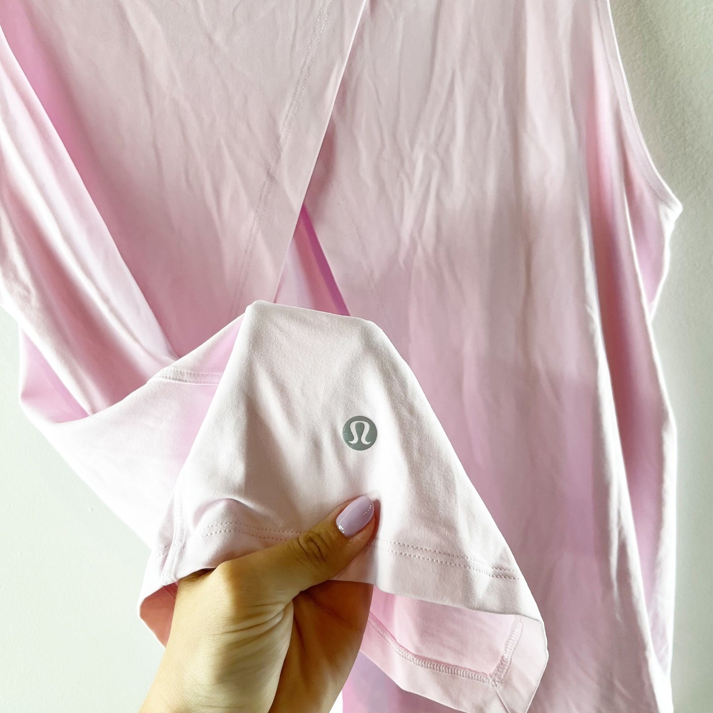 Lululemon Jersey Training Muscle Tank Top Open Back Wordmark Graphic Pink Small