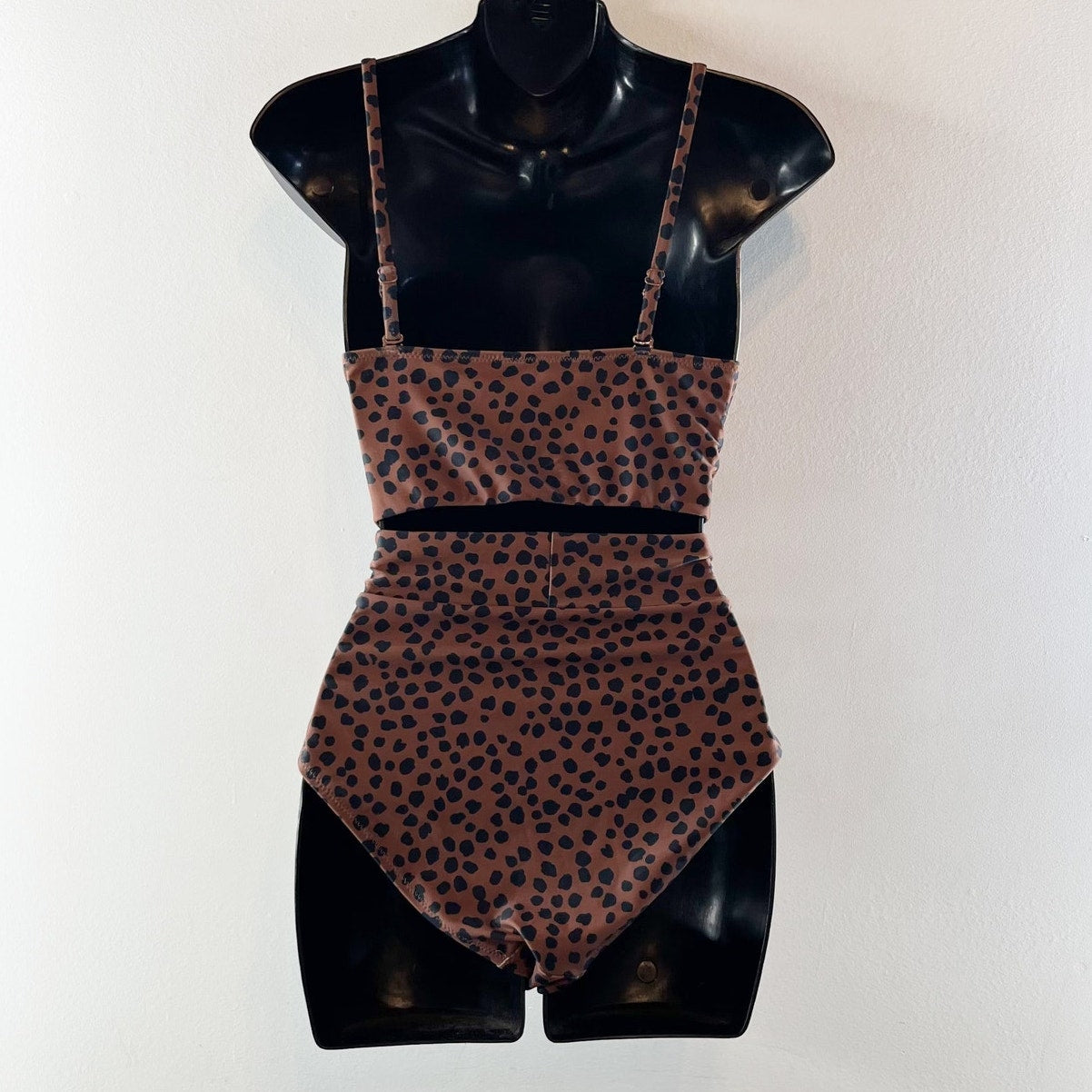 Old Navy Leopard Printed Convertible Two Piece Bikini Set Brown Large