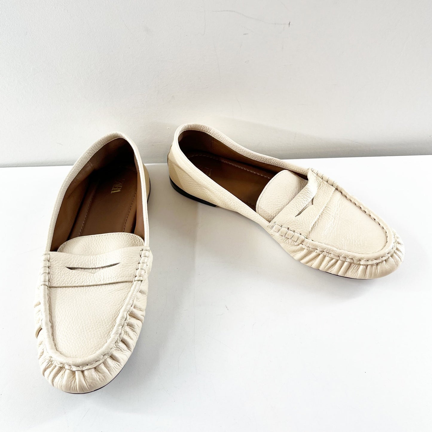 Zara Ruched Leather Slip On Penny Loafers Flat Cream 39 US 8.5