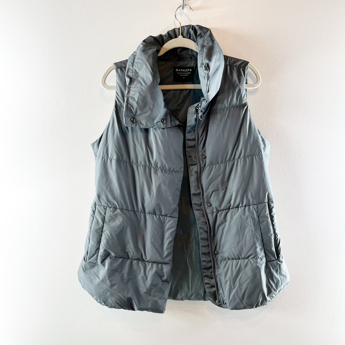 Athleta Downtown Puffer Vest Metropolis Gray Green Medium